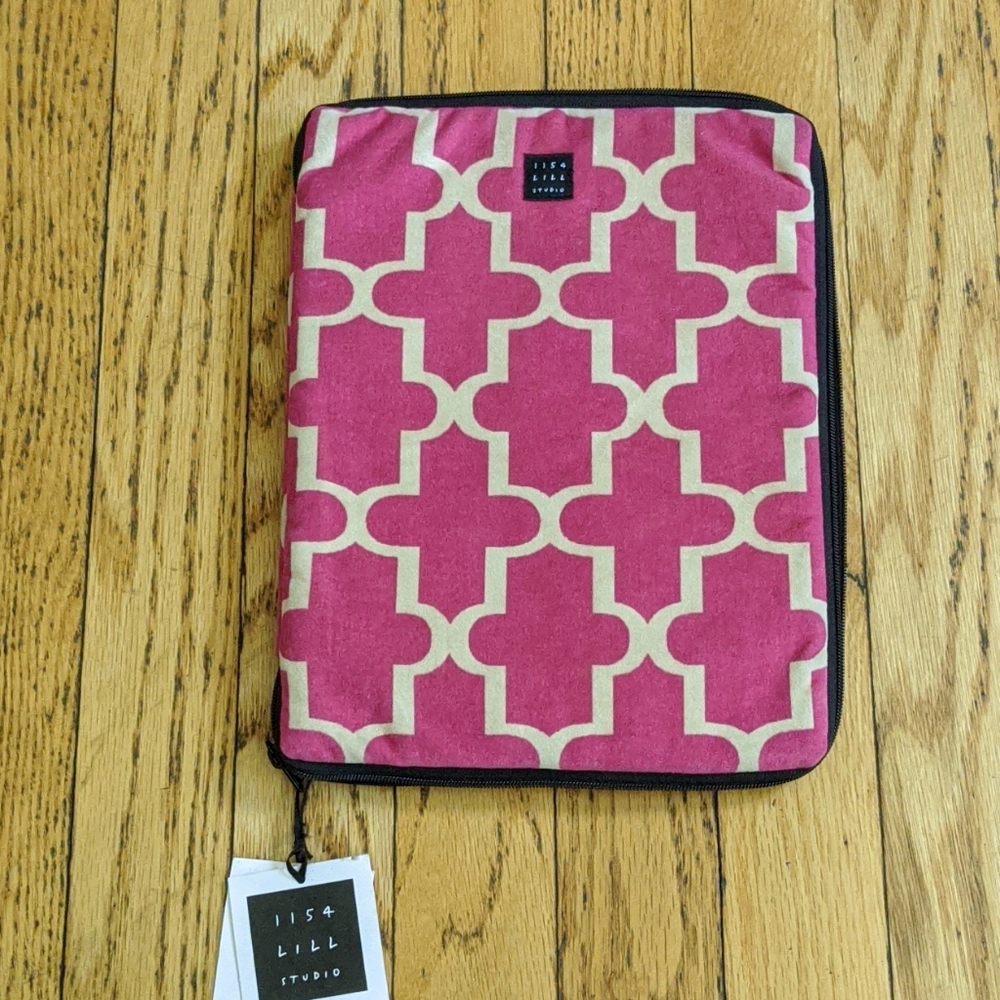 NOS Lisa Lill Studio zippered IPad bag, clutch - Picture 1 of 7
